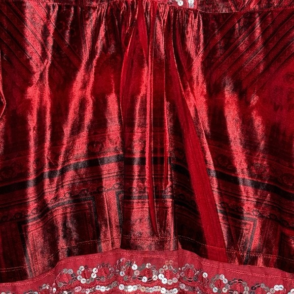 One World 1X Top Shirt Red Paisley 3/4 Sleeve V Neck Stretch Velour Sequins - Picture 2 of 8
